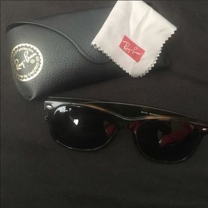 Tortoise wayfarer polarized sunglasses
